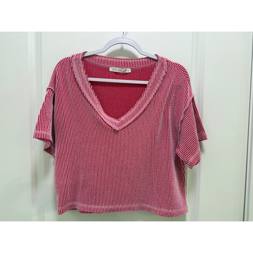 Altar'd State Pink White Striped V-Neck‎ Ribbed Knit Boxy Top XS Raw Edge Trim
